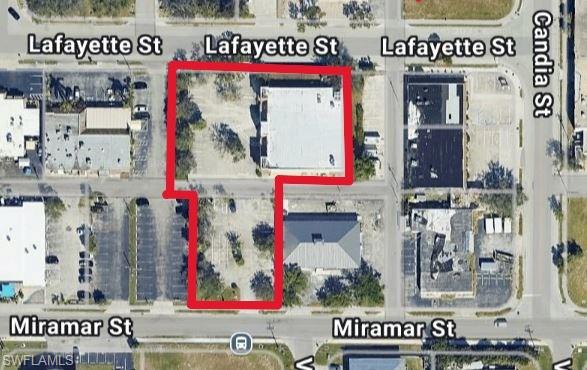 862 Lafayette St Property Photo 3