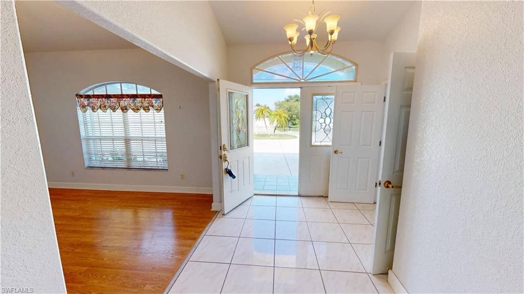 2244 Mauritania Rd Property Photo 3