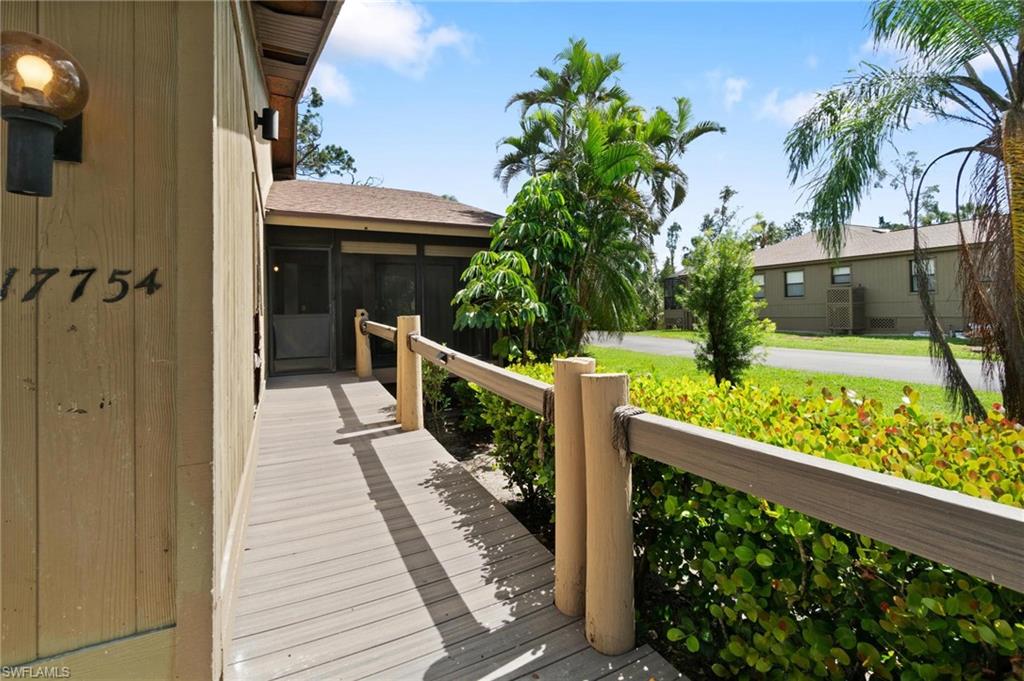 17754 Grande Bayou Ct Property Photo 6
