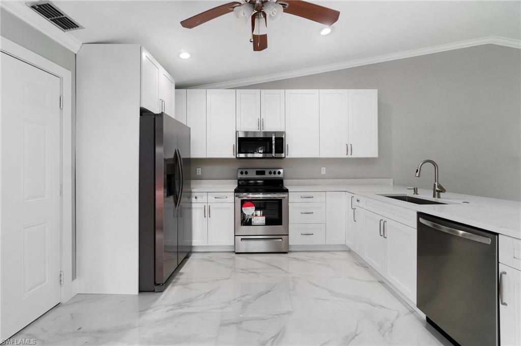 17754 Grande Bayou Ct Property Photo 20