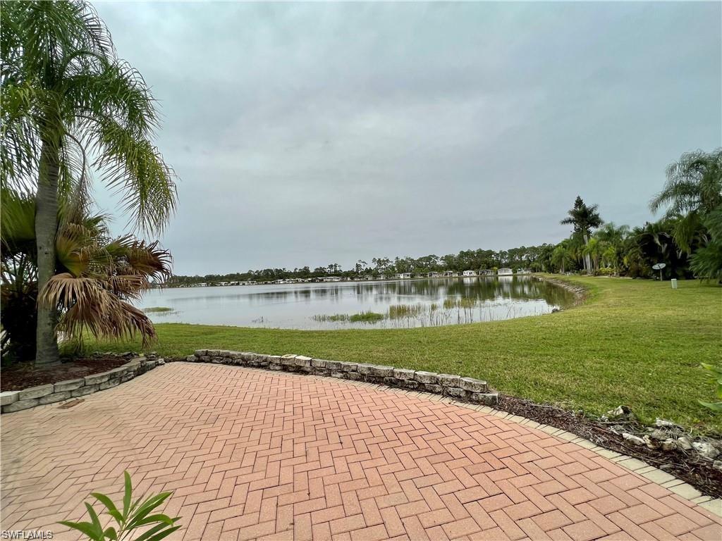 3174 Crystal Lake Dr Property Photo 4