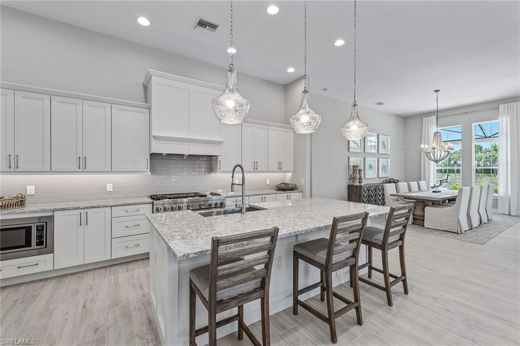 3187 Cotuit Ln Property Photo 8