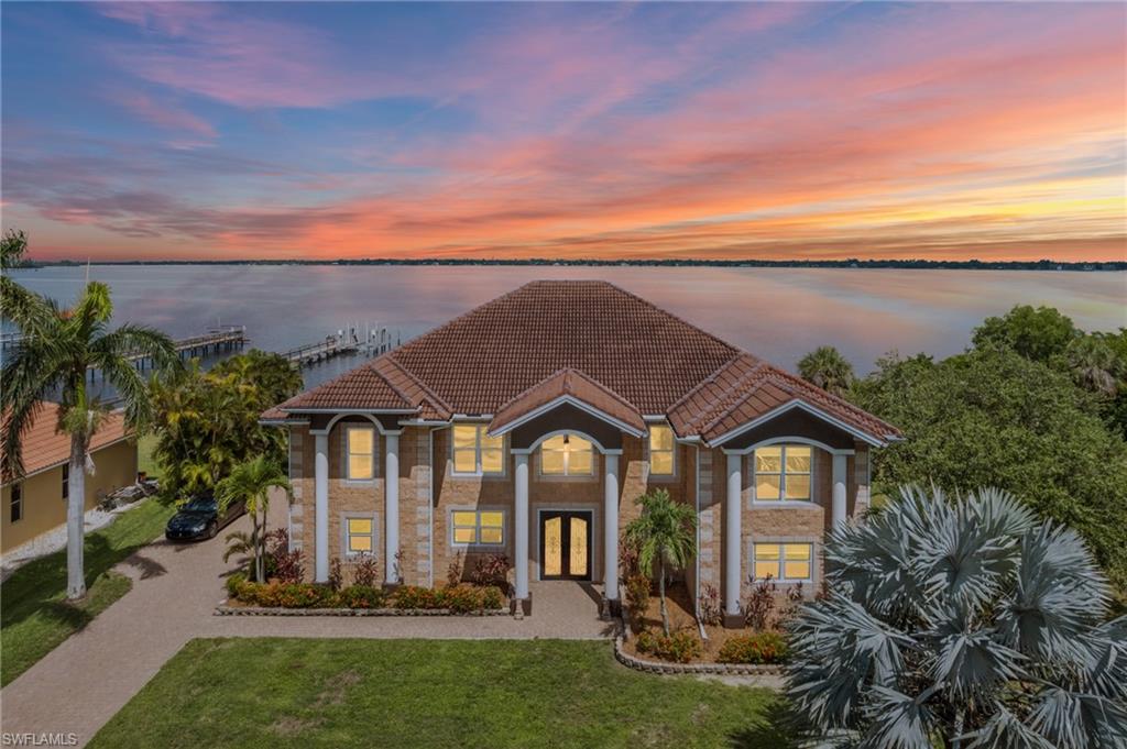 6120 River Shore Ct Property Photo 1