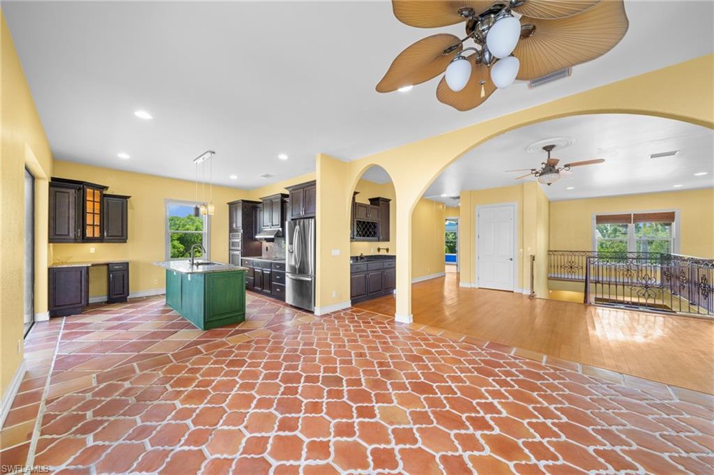 6120 River Shore Ct Property Photo 8