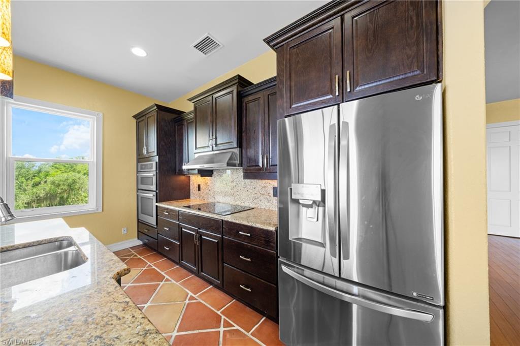 6120 River Shore Ct Property Photo 15
