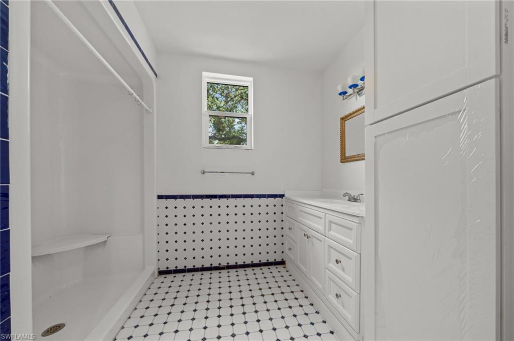 6120 River Shore Ct Property Photo 28