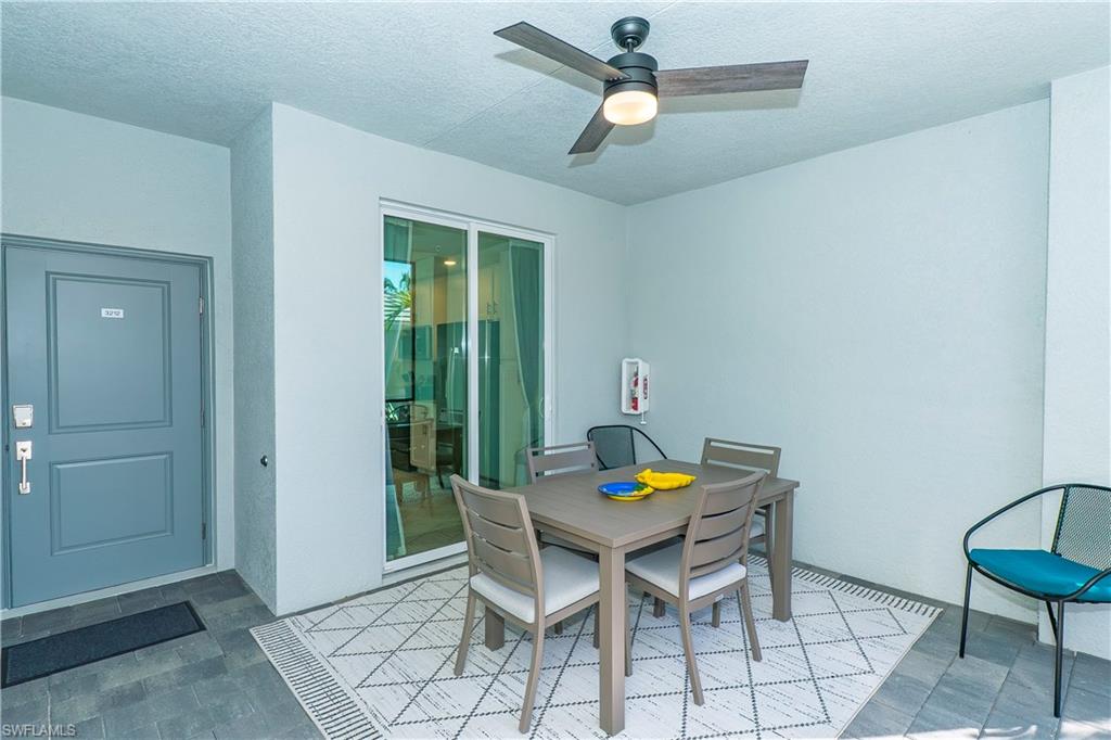 5467 Double Eagle Cir # 3212 Property Photo 1