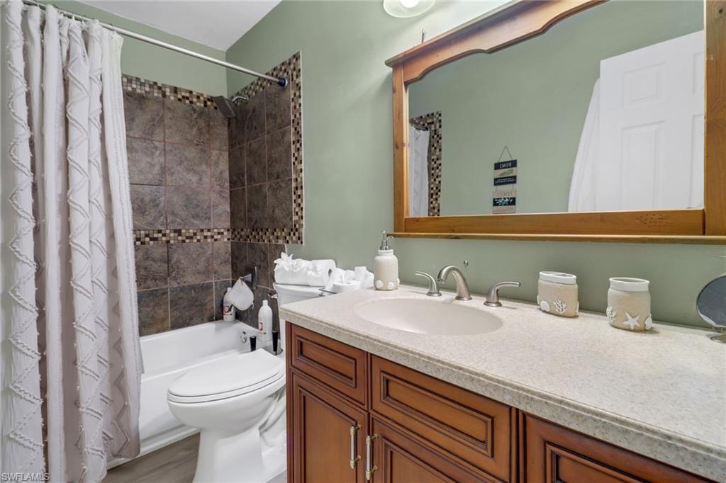9104 King Rd W Property Photo 16