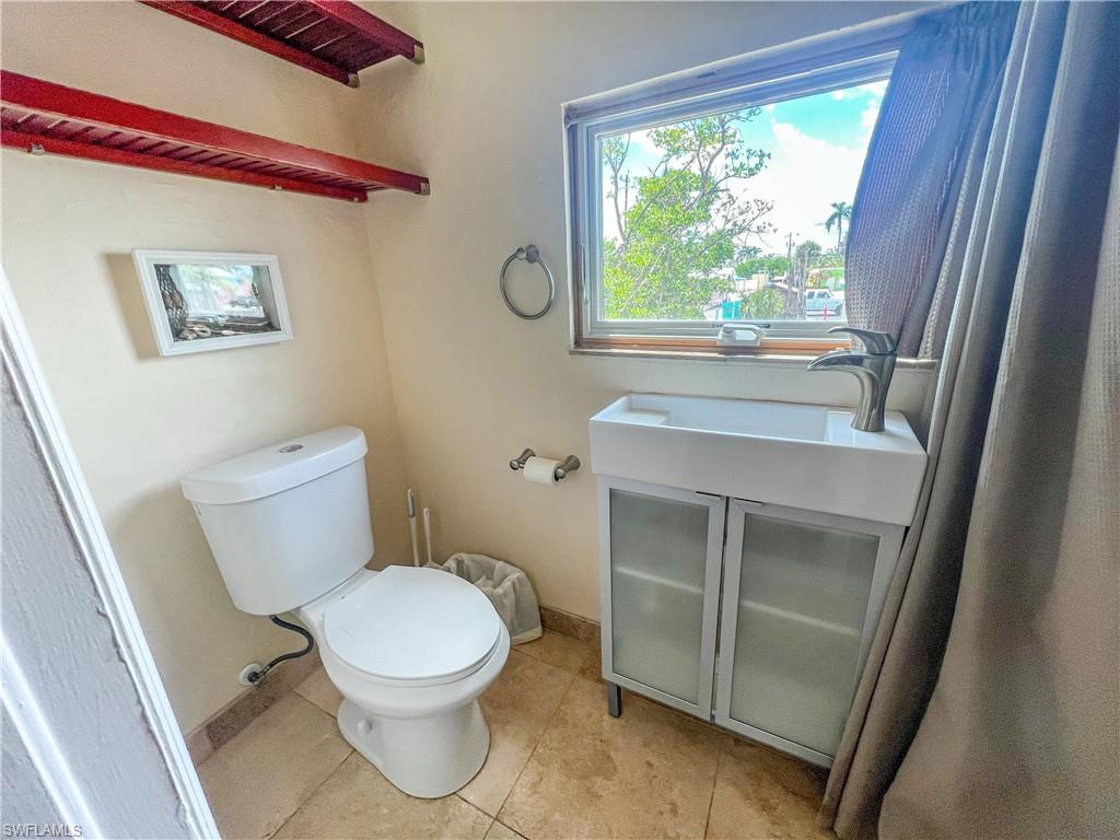 2595 Pine St Property Photo 16