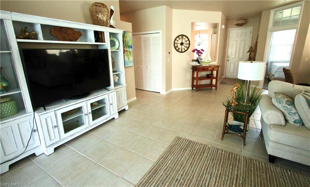 7687 Cameron Cir Property Photo 10