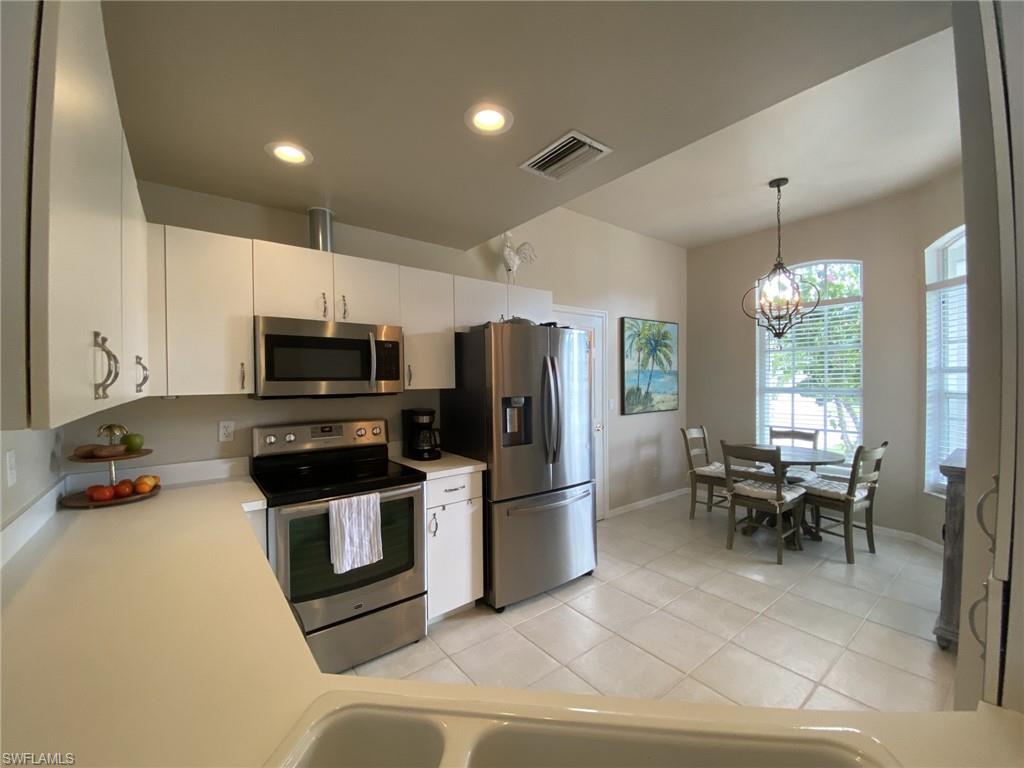 7687 Cameron Cir Property Photo 29