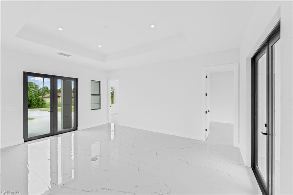 3010 72nd St W Property Photo 17