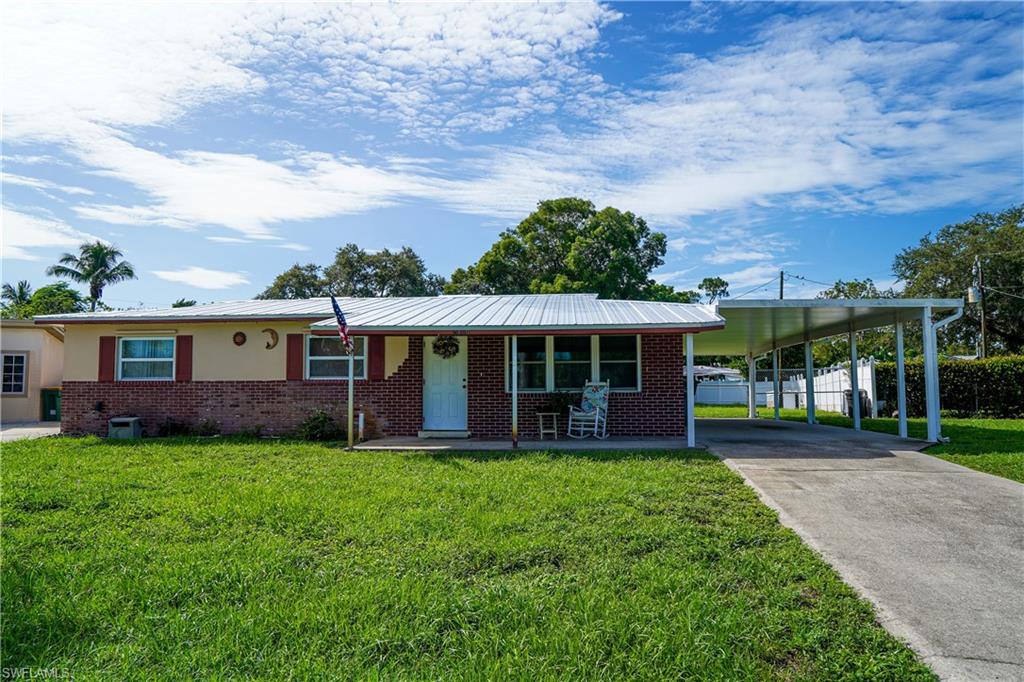 4180 Coconut Cir S Property Photo 1