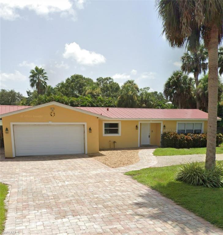 17020 Carolyn LN Property Photo 1