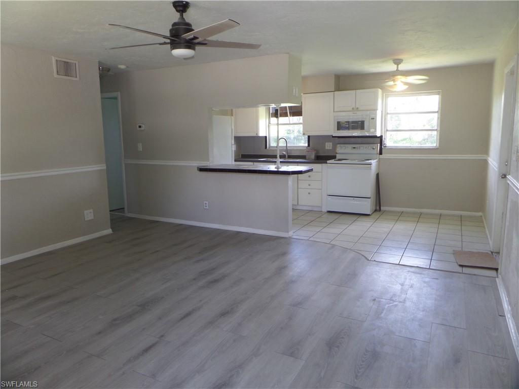 3960 Northside Cir Property Photo 3