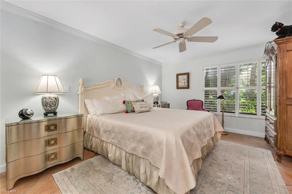 5950 Pelican Bay Blvd # 111 Property Photo 10