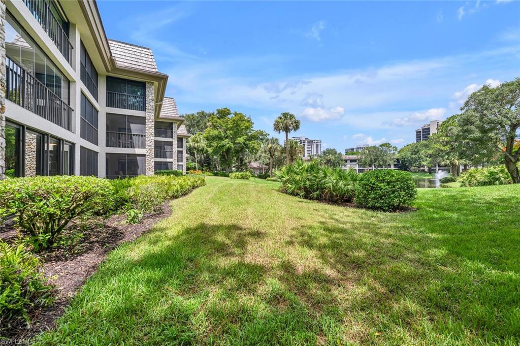 5950 Pelican Bay Blvd # 111 Property Photo 17