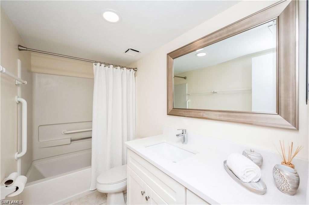4130 Looking Glass Ln # 3807 Property Photo 13