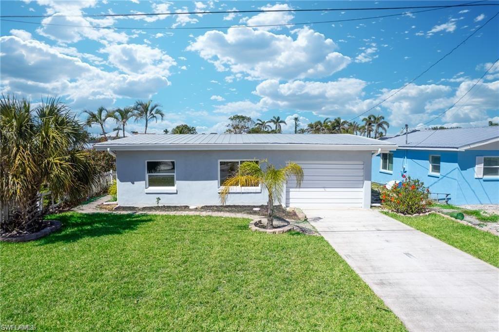 2421 Oleander ST Property Photo 1