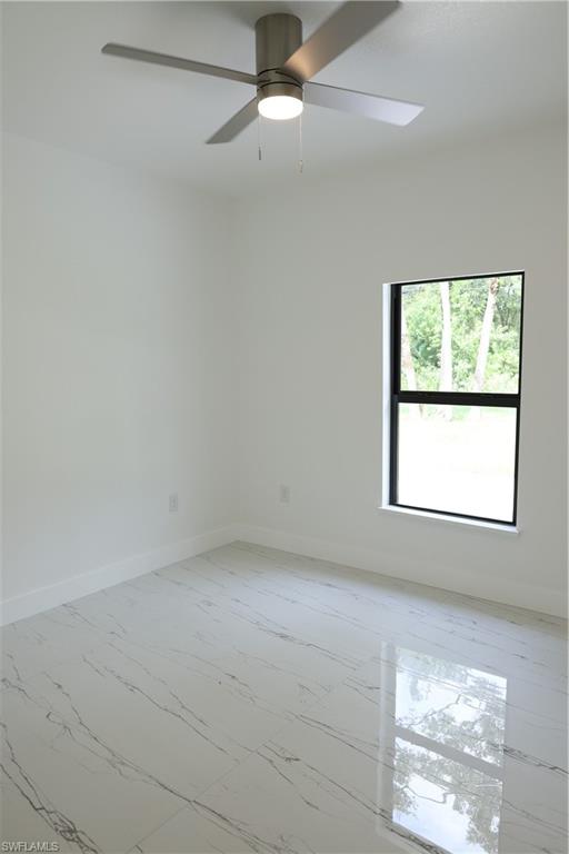 407 Washington Ave Property Photo 13