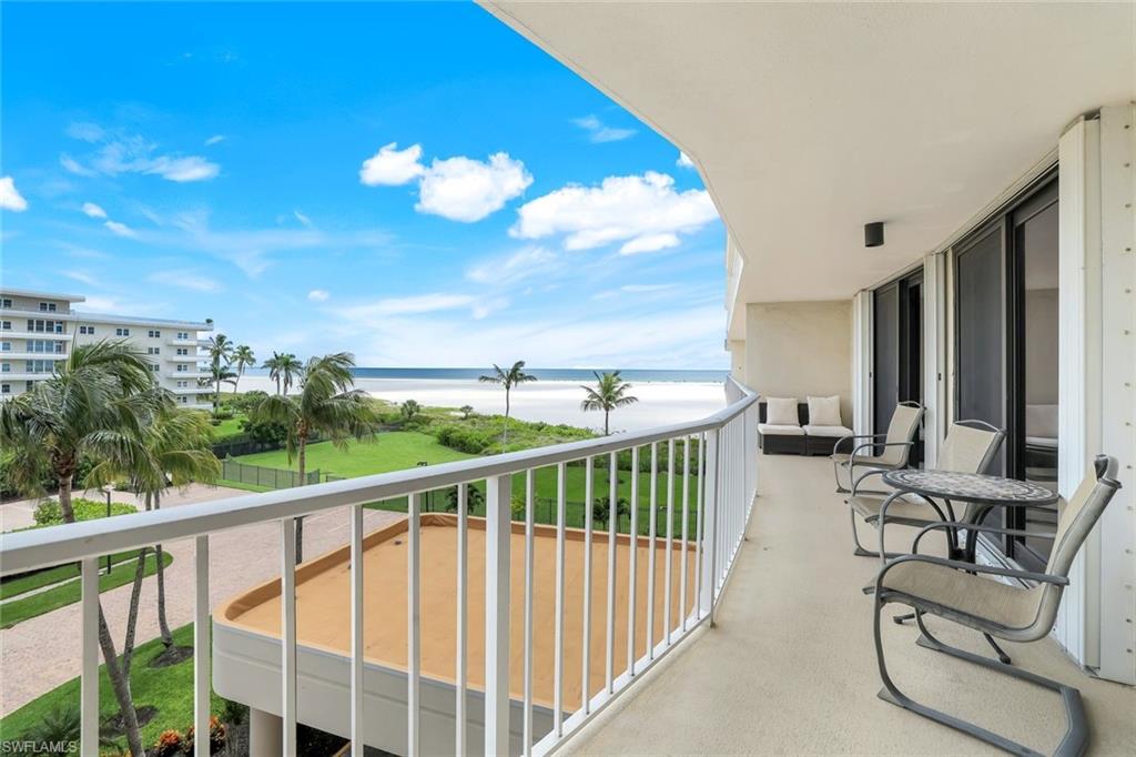 260 Seaview Ct # 407 Property Photo 18