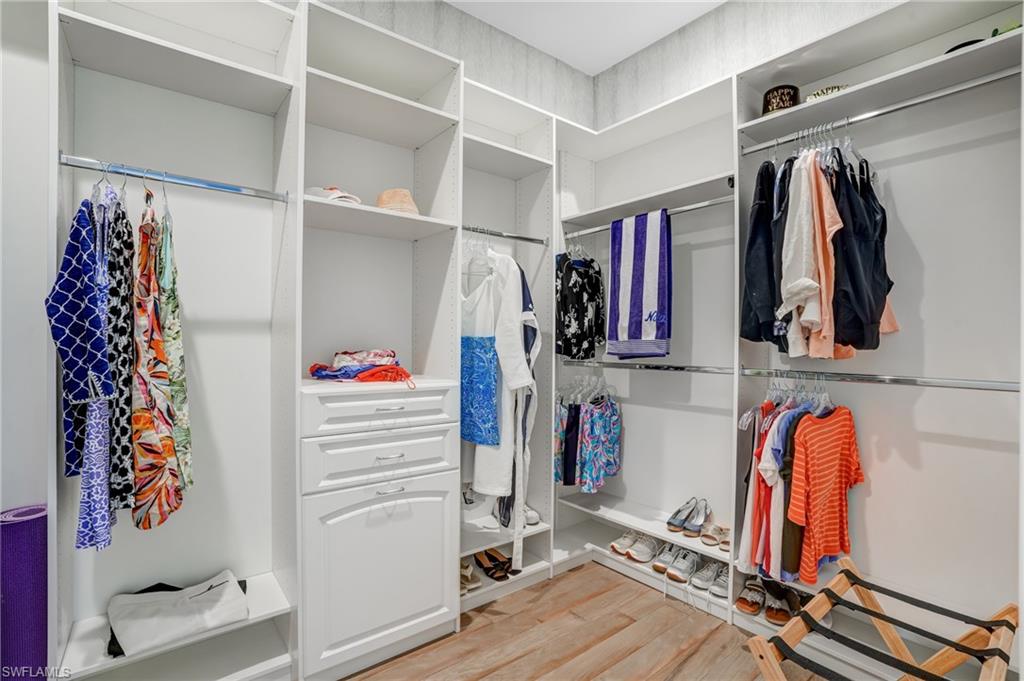12068 Azalea Way Property Photo 32