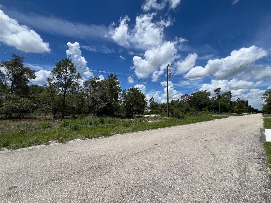 2617 52 St Sw Property Photo 2