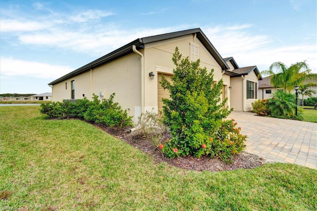 3408 Nombella Ct Property Photo 5
