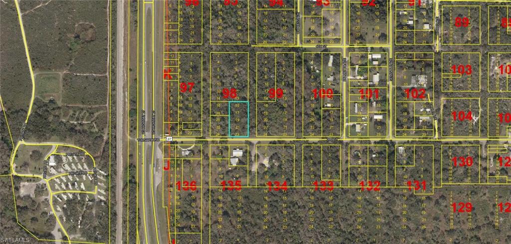 7805 Laurel Ave Property Photo 3