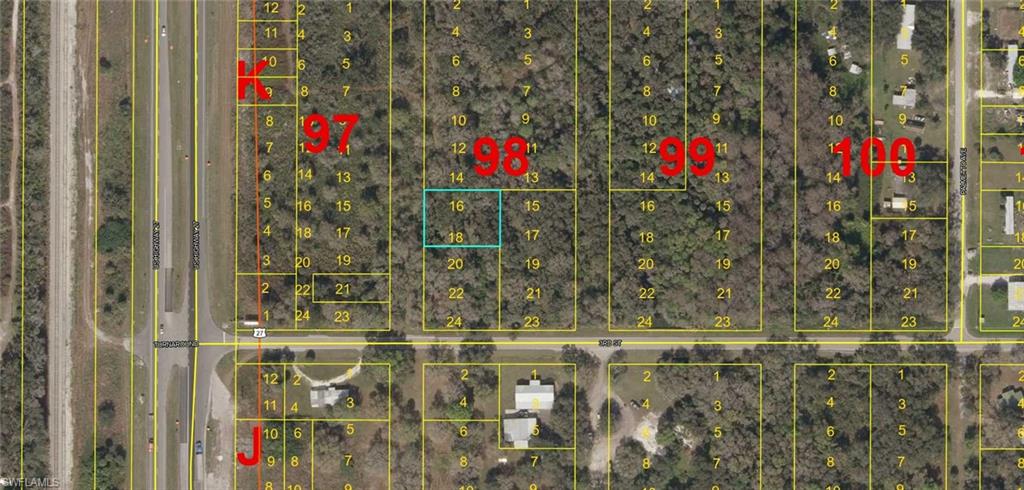 Laurel Ave Property Photo 2