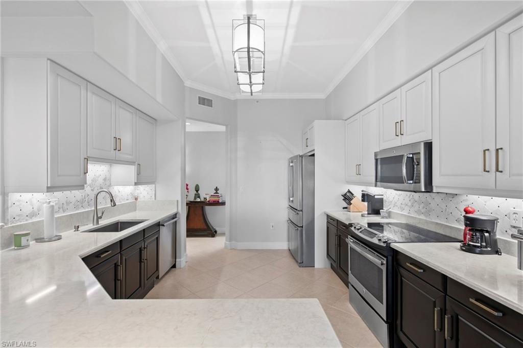 570 El Camino Real # 2303 Property Photo 2