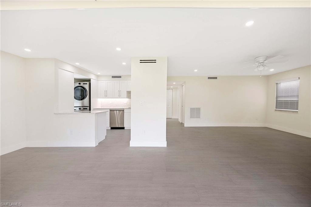 1155 Sandpiper St # F7 Property Photo 8