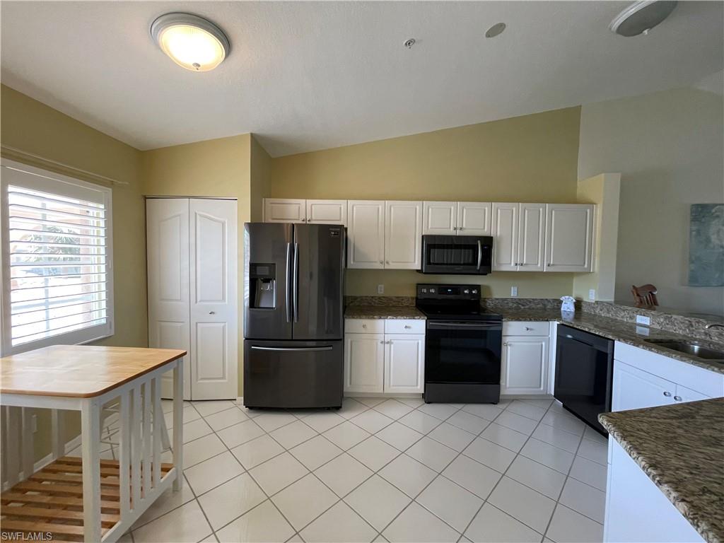 9009 Michael Cir # 110 Property Photo 5