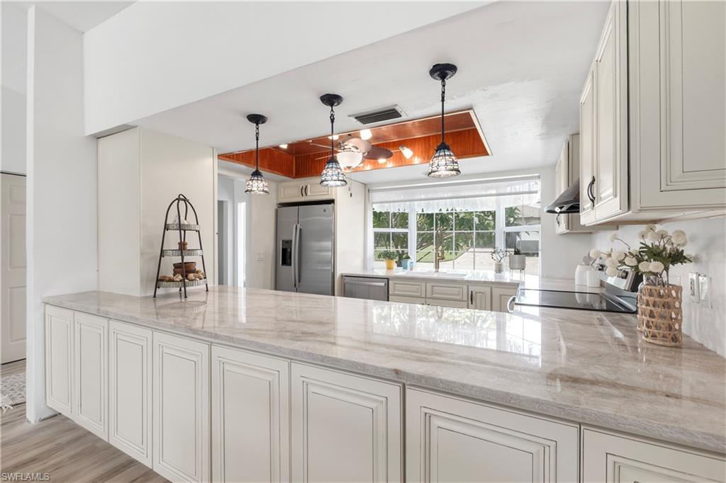 6340 P G A Dr Property Photo 7