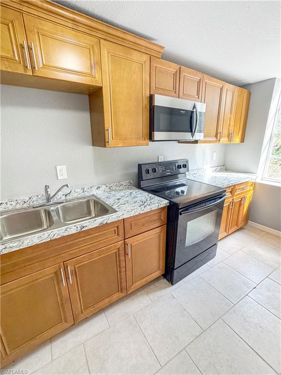 15206 Stringfellow Rd # 4 Property Photo 6