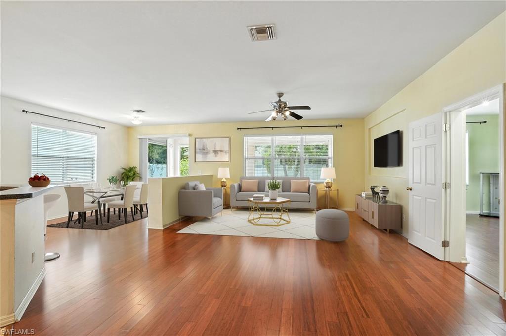 10043 Winding River Rd Property Photo 4