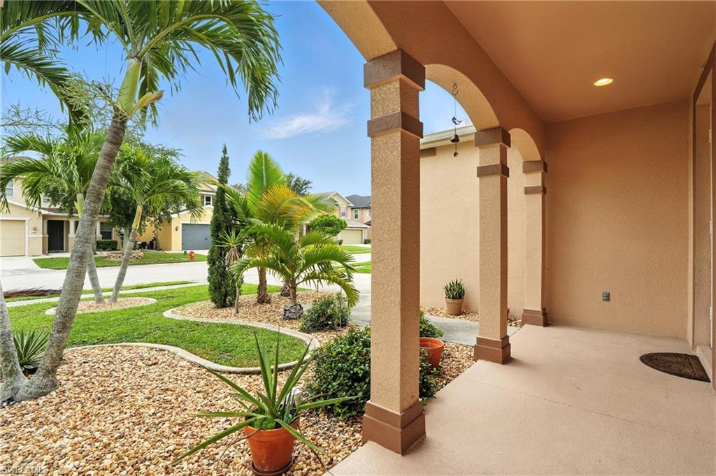 10043 Winding River Rd Property Photo 10