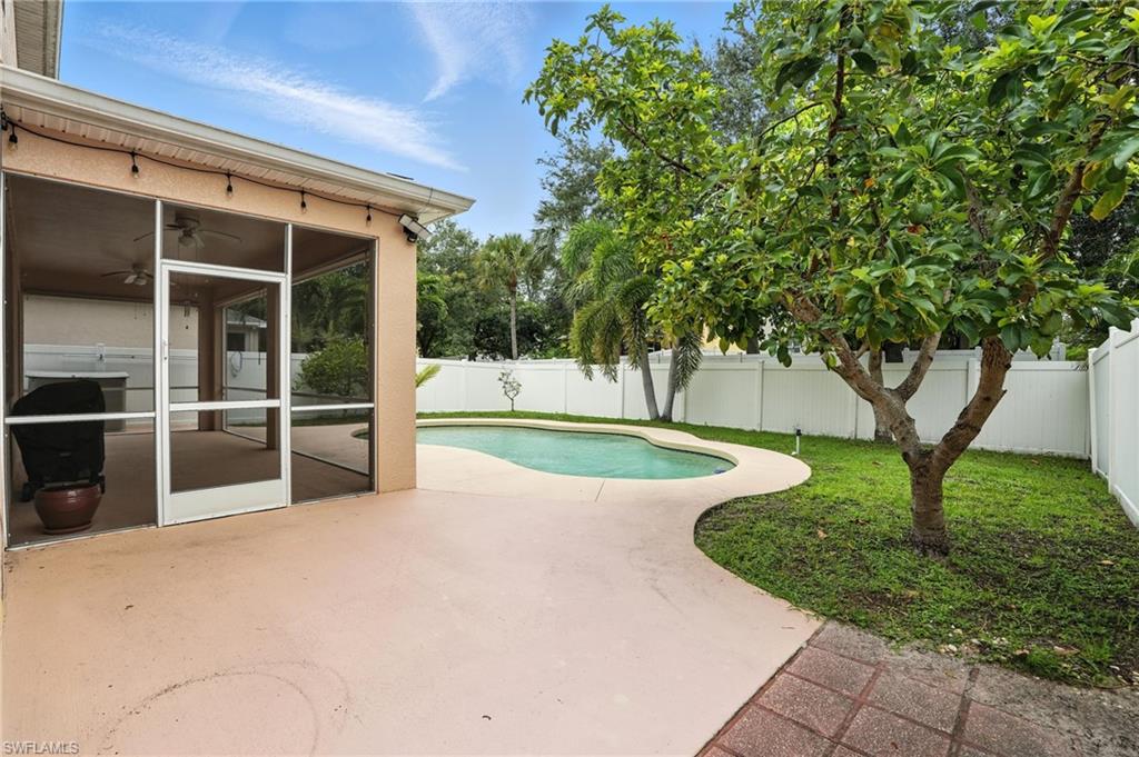 10043 Winding River Rd Property Photo 40