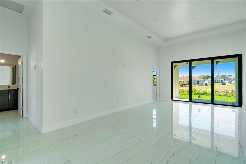 4725/4727 27th St Sw Property Photo 8