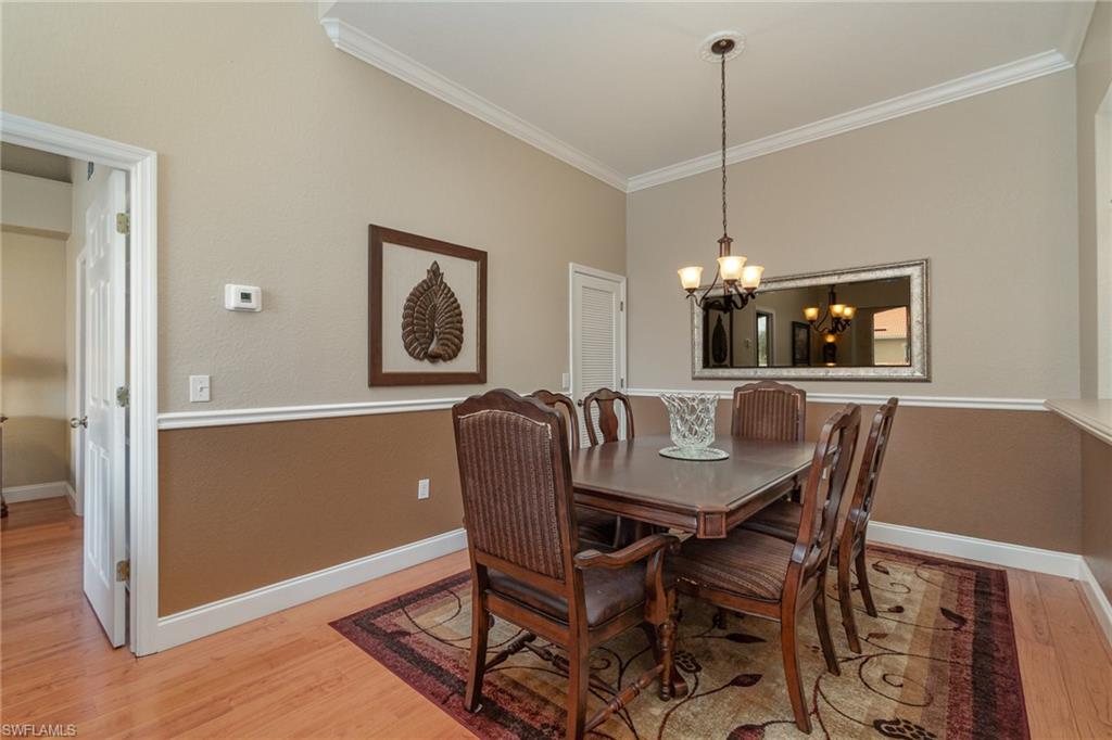 9025 Colby Dr # 2121 Property Photo 6
