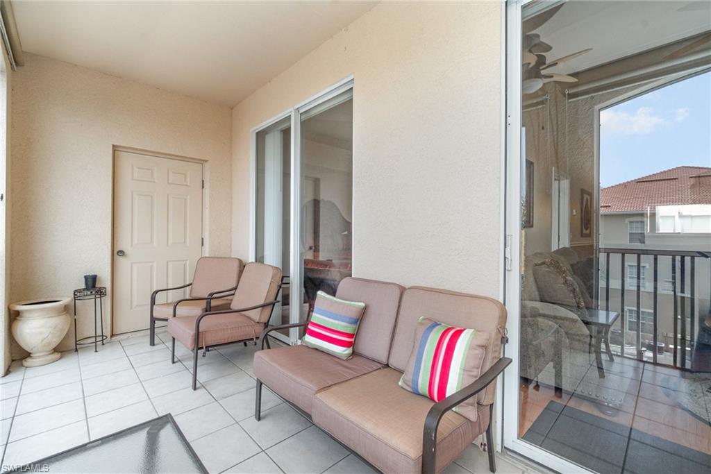 9025 Colby Dr # 2121 Property Photo 13