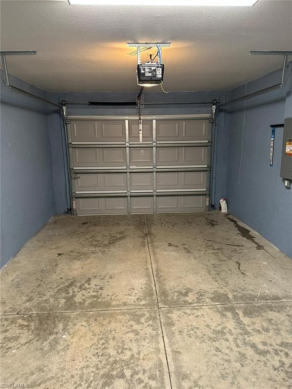 156 Pullman St Property Photo 3