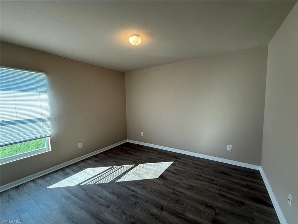 2915 Nw 6th Pl Property Photo 9