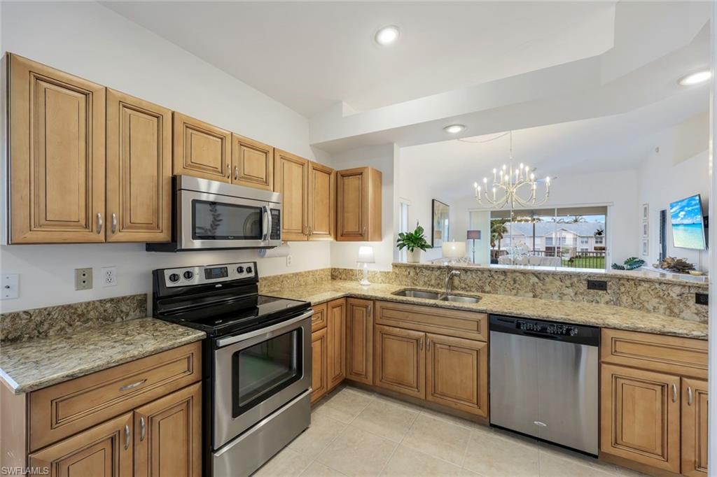 437 Wiggins Lake Ct # 201 Property Photo 7