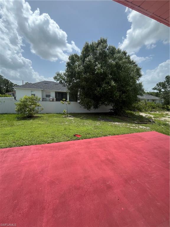 312 Lenz Ave S Property Photo 17