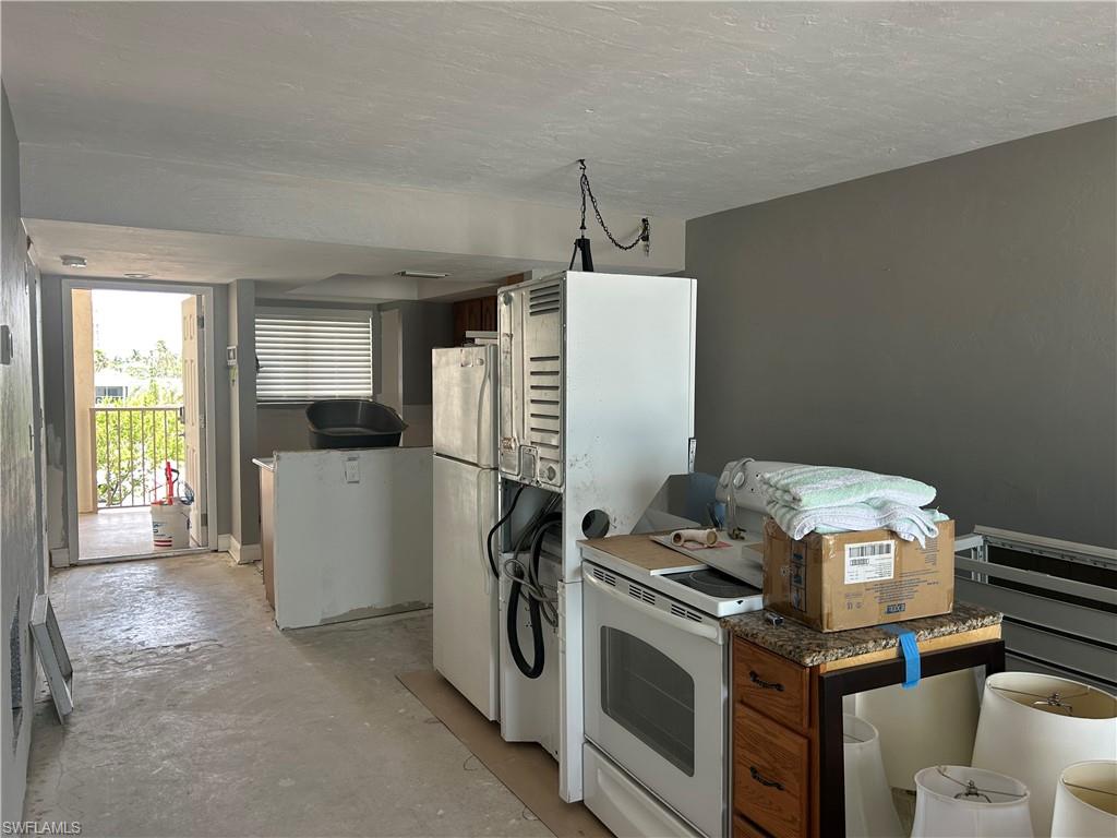 8350 Estero Blvd # 235 Property Photo 7