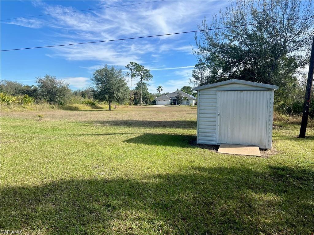 1106 Robert Ave Property Photo 5