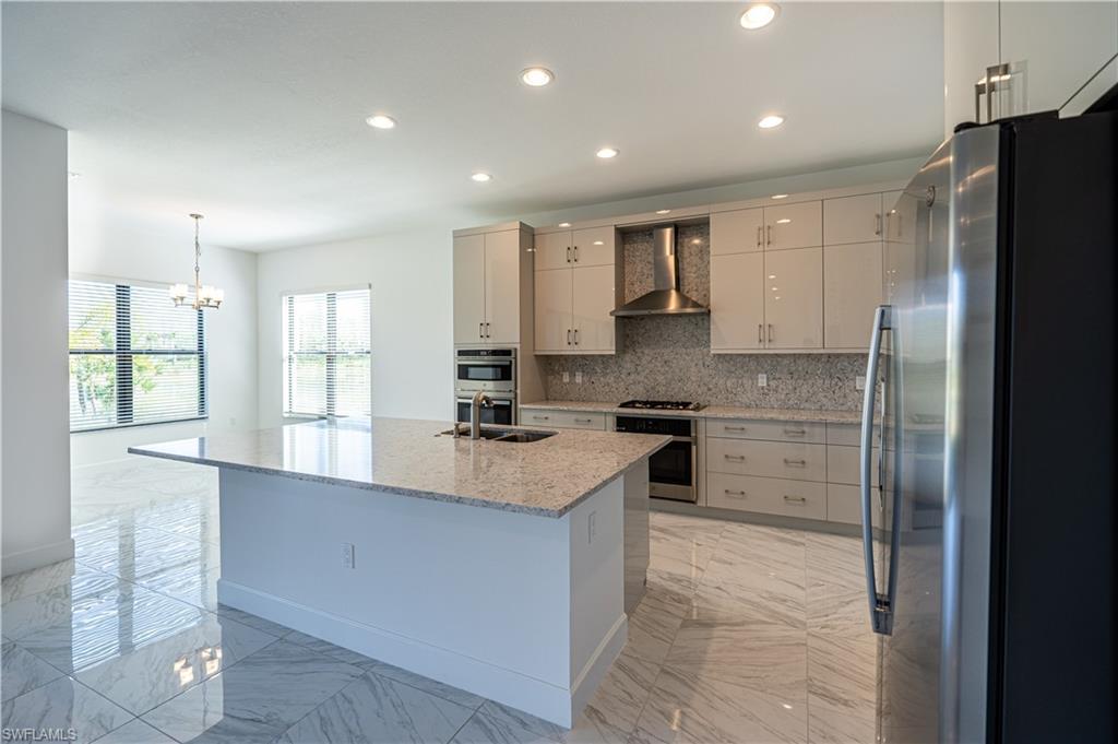 20123 Camellia Crosse Ln Property Photo 11