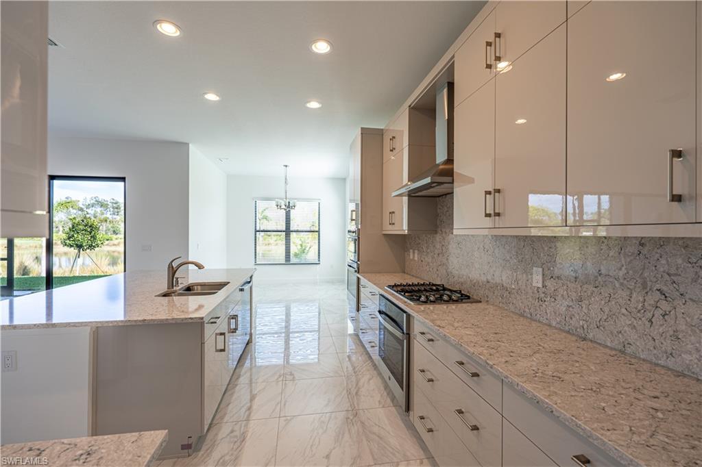 20123 Camellia Crosse Ln Property Photo 13