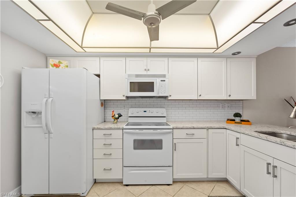 5487 Peppertree Dr # 5 Property Photo 4